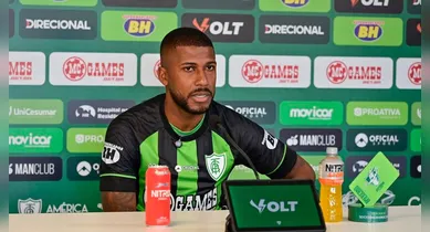 Imagem ilustrativa da notícia: Paysandu negocia contratação do zagueiro Emerson Santos