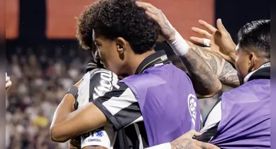 Imagem ilustrativa da notícia: Santos: Neymar pede desculpas após confusão com Robinho Jr