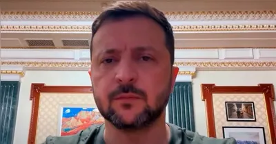 "A Ucrânia propõe pôr fim a esta guerra por meio de um compromisso direto entre o senhor e nós. Proponho uma reunião", escreveu Zelensky no documento.
