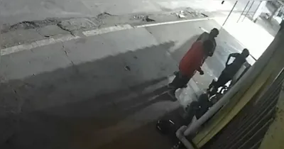 Câmera registrou o momento em que a vítima foi atacada pelo suspeito