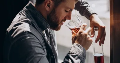 Especialistas afirmam que pequenas mudanças de hábito podem ajudar a reduzir o consumo de álcool e melhorar a qualidade de vida.