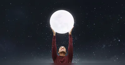 A energia sagitariana está associada à liberdade, crescimento, conhecimento e busca por novos horizontes.