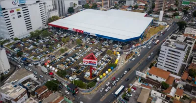 O Grupo Mateus, terceira maior rede de varejo alimentar do Brasil, fechou 28 lojas e reduziu cerca de 6,6 mil postos de trabalho em uma reestruturação que prioriza eficiência, rentabilidade e controle de custos.