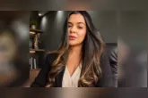 Segundo a investigação, Micaelli Araújo e o companheiro montavam uma "loja cenográfica" dentro de casa, usavam perfis falsos de uma conhecida empresa e recebiam pagamentos via Pix sem entregar os produtos