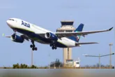 Airbus A330 da Azul sai da pista no Alasca após falha no trem de pouso durante voo de entrega da China para o Brasil. Aeronave estava sem passageiros e os três tripulantes não ficaram feridos.