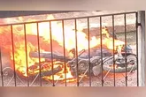 Motocicleta foi incendiada em uma via de Castanhal neste sábado (15).