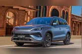 A oportunidade é para os clientes que adquirirem o SUV híbrido plug-in à vista ou financiado pelo banco Santander.