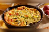 Preparada com ingredientes simples e de fácil acesso, ela combina uma massa leve e macia com um recheio bem temperado, resultando em uma refeição saborosa e fácil de fazer.