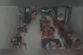 Suspeitos fugiram do local e permanecem foragidos.