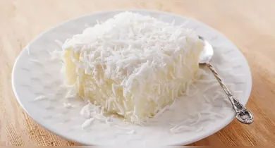 Imagem ilustrativa da notícia: Bolo gelado de coco: receita simples e muito cremosa