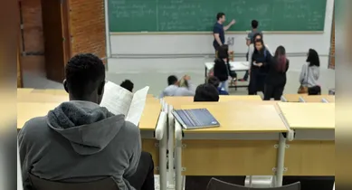 Imagem ilustrativa da notícia: Fies começa a convocar nesta sexta (07/08) estudantes em lista de espera
