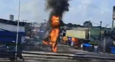Imagem ilustrativa da notícia: VÍDEO: BR-316 é interditada em Ananindeua após incêndio em poste