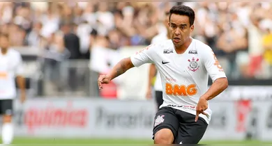 Imagem ilustrativa da notícia: Ex-jogador do Corinthians é preso por violência doméstica