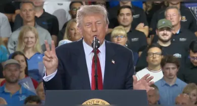 Imagem ilustrativa da notícia: Trump suspende ataque e anuncia retomada de negociações com o Irã