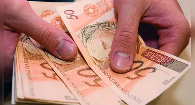 Imagem ilustrativa da notícia: Quinto dia útil de agosto: veja quando o salário deve ser pago