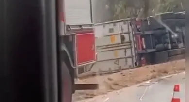 Imagem ilustrativa da notícia: Caminhão tomba e motorista morre na PA-287