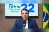 Flávio Bolsonaro afirma que Jair Bolsonaro colocará a faixa presidencial nele caso vença o segundo turno das eleições, em 25 de outubro. A declaração foi feita durante carreata em São Gonçalo, no Rio de Janeiro.
