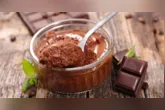 Mousse de chocolate: sobremesa clássica e sofisticada
