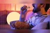 Pessoas que costumavam comer tarde da noite apresentaram um risco 28% maior de cirrose