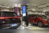 Carros elétricos terão novas regras para recarga em condomínios no Pará. A Portaria nº 273 do Corpo de Bombeiros estabelece um período de transição de 180 dias.