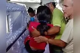 A jovem havia sido considerada morta sem passar por avaliação médica.