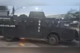 Operação contou com apoio de veículo blindado durante as diligências realizadas pela Polícia Civil contra a quadrilha suspeita de roubo de cargas e retirada de pneus de caminhões.