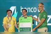 Durante o jantar, o presidente do Banco da Amazônia, Luiz Lessa, foi responsável pelo ato simbólico de entrega do valor arrecadado.