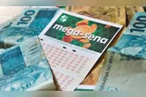 Outras 76 apostas acertaram cinco números e receberão R$ 34.212,24 cada.