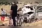 As caminhonetes envolvidas no acidente ficaram completamente destruídas
