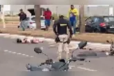 A força do impacto resultou na morte de uma das vítimas e deixou a outra gravemente ferida