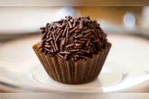 O Brigadeiro é um dos doces favoritos dos brasileiros e faz sucesso mundo a fora.
