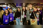 As oportunidades oferecidas pelo Centro de Integração Empresa-Escola (CIEE) são destinadas a estudantes do ensino superior em áreas como Administração, Contabilidade, Informática, Construção Civil, Marketing e Comunicação, além de vagas para alunos do ensino médio.
