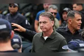 Segundo a defesa de Bolsonaro, a justificativa é de que o processo contra o ex-presidente é factível de constrangimento ilegal e que a suprema corte deveria reconhecer a 'coação ilegal à liberade' que estariam cometendo contra Bolsonaro.