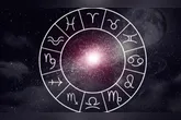 Na astrologia, a Lua Cheia é associada a momentos de culminação e maior percepção sobre situações que vinham se desenvolvendo.