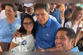 Chicão votou no mesmo colégio eleitoral do também candidato ao Senado, Helder Barbalho. Ao lado do ex-governador, ele também foi recepcionado por eleitores e membros de campanha.