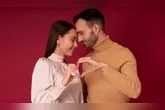 Embora a fidelidade seja uma escolha individual, influenciada pelos valores e pelas experiências de cada pessoa, as interpretações astrológicas apontam cinco signos que costumam ser relacionados à lealdade nos relacionamentos.