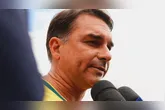 Flávio Bolsonaro viajou em avião de Daniel Vorcaro em 2025. A aeronave seria a mesma em que o ministro Alexandre de Moraes viajou.