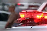 Criminosos invadiram o local e levaram dinheiro e objetos dos clientes.