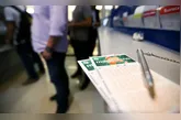 A Mega-Sena sorteia nesta quinta-feira (10) prêmio estimado em R$ 76 milhões.