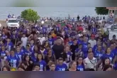 Motorista de caminhonete atropela participantes durante a Marcha para Jesus no Pará, deixando 11 feridos e uma idosa morta. Investigação em andamento.