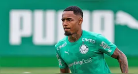 Allan já tem 22 anos e quer ir para a Inglaterra