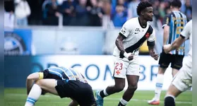 Thiago Mendes empatou o jogo que terminou com a vitória do Vasco.