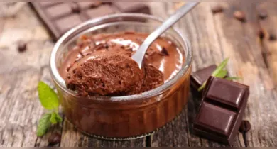Imagem ilustrativa da notícia: Mousse de chocolate: aprenda a fazer sobremesa cremosa em casa
