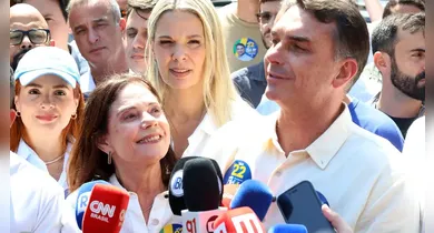 Imagem ilustrativa da notícia: Flávio Bolsonaro volta atrás e confirma participação no debate da Band