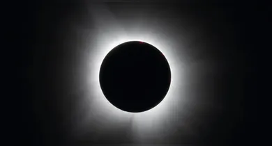 Imagem ilustrativa da notícia: Eclipse do século deixará 10 países no escuro em 2027
