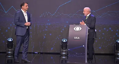 Imagem ilustrativa da notícia: Mendonça autoriza Lula e Flávio a expor dados sigilosos