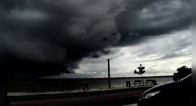 Imagem ilustrativa da notícia: Chuva forte, trovoadas e risco de granizo atingem 6 estados; veja quais