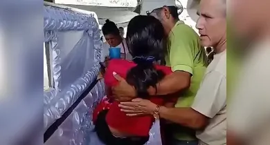 Imagem ilustrativa da notícia: Adolescente de 15 anos acorda durante o próprio velório na Guatemala