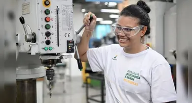 Imagem ilustrativa da notícia: Cursos gratuitos oferecem vagas em áreas técnicas e bolsas