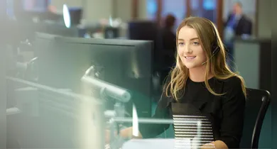 Imagem ilustrativa da notícia: Ambev e Itaú abrem programas de trainee com salários de até R$ 9,5 mil